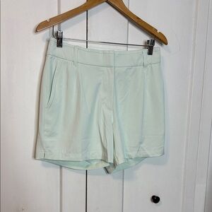 Nike - Med - Women's Mint Green Bermuda Golf Shorts - Dri - Fit